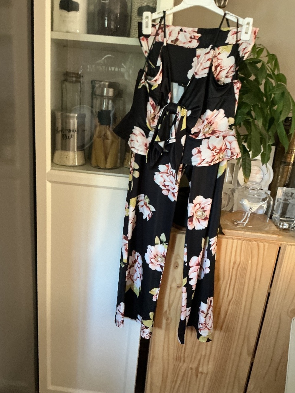3 beautiful summer sets! Never worn!